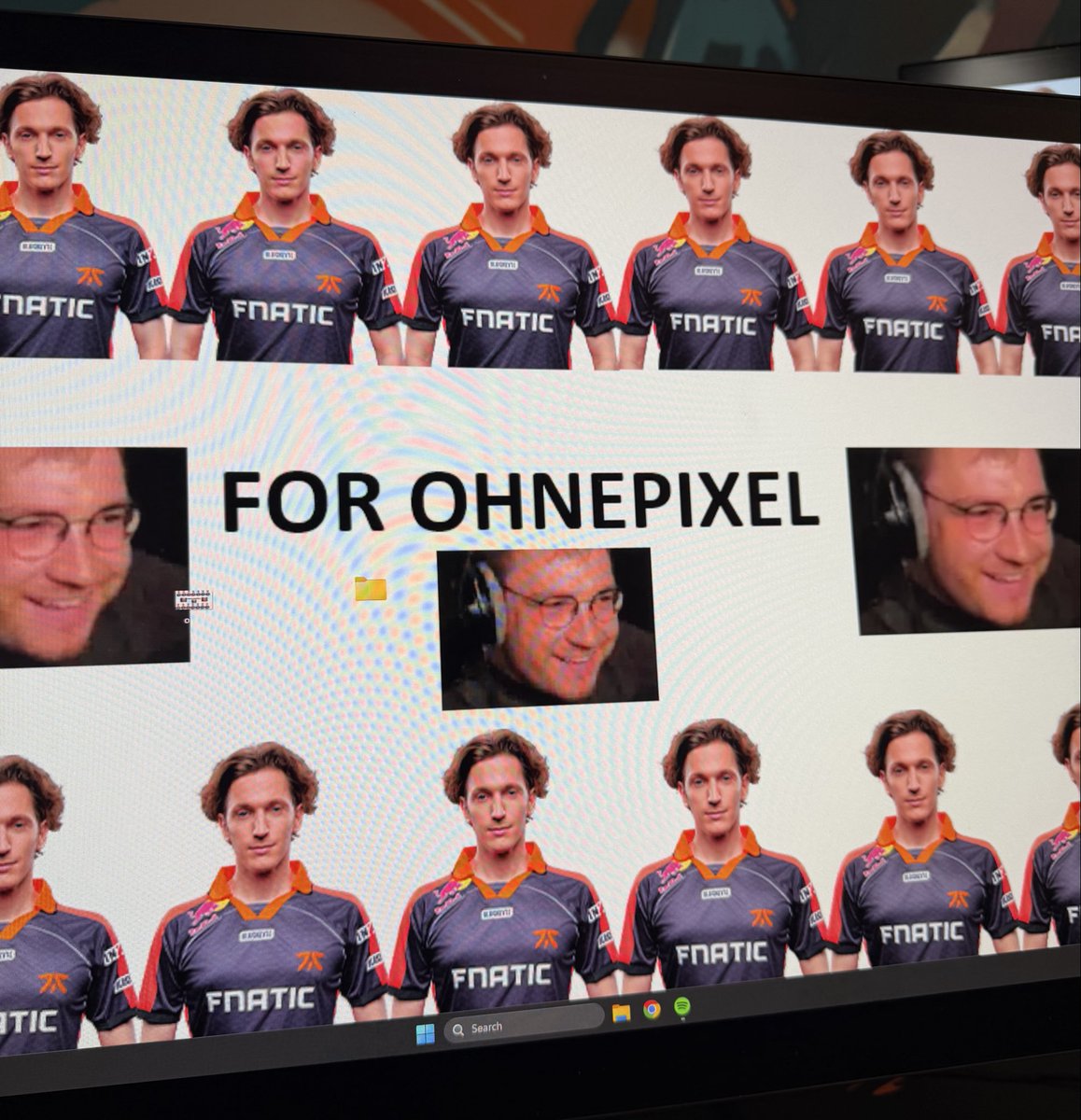 OfficialBoaster's tweet photo. The run begins today! 0/7

I’ve tried for the fans ❌
I’ve tried for the team ❌
I’ve tried for myself ❌
I’ve tried for the goat status ❌

I know this time it will work: For Ohnepixel we shall succeed! https://t.co/Bpn0pWOxKn