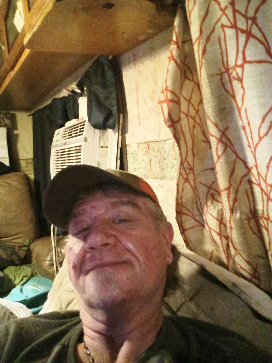 Tonyr7yv's tweet photo. @Lunaxrsi I'm 54 years old but I'm still in my prime https://t.co/PFAZoCja6l