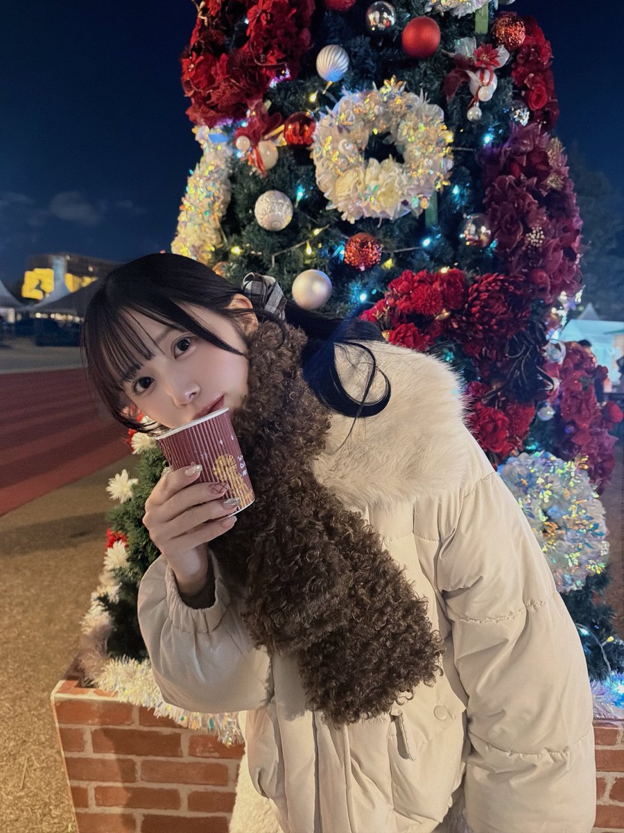 roa666's tweet photo. 毎日、ろあちゃんの素敵な写真を載せていきます！
もっともっと、ろあちゃんの事が好きになるはず！

ろあちゃんの応援よろしくお願いします(o･ω-人)

楠ろあアカウント⬇️
@TOT_roa 

TikTok⬇️
https://t.co/guQujG4OnM…

#楠ろあ https://t.co/rXteN2xmnS