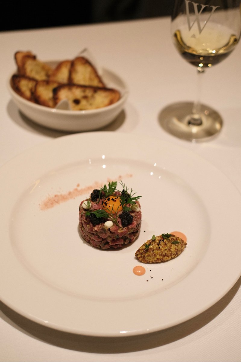 DevonaPash2j5's tweet photo. Just discovered the coziest bistro in town—their truffle mushroom risotto is absolute heaven! Creamy, packed with umami, and the perfect lunch pick-me-up  Will definitely be back to try their dessert next time! https://t.co/2cnB62H1OO