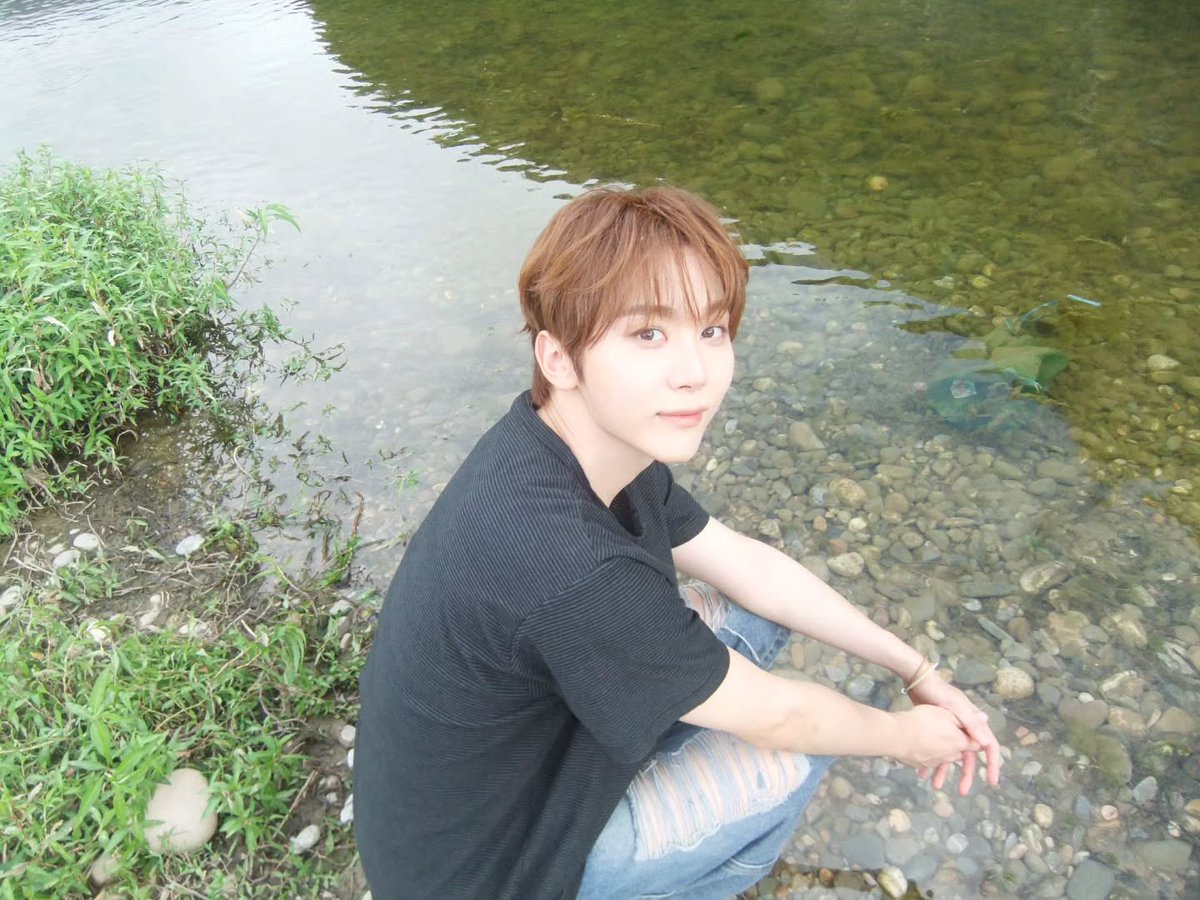 _pledis_boos's tweet photo. ☘️

짧은

아킬레스건

물수제비 한판?

다소 인위적인

강아지들 

목 말라서 

물 마시고 가지요💦

https://t.co/MfJzUFBQCp https://t.co/6Z6nNU1ANU