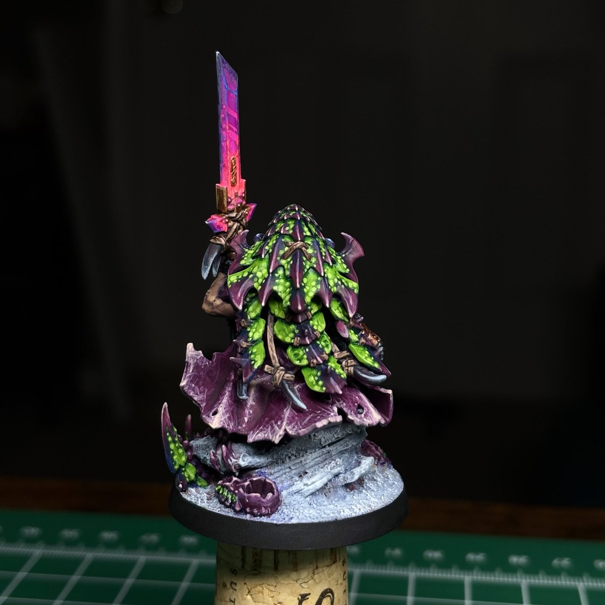 VileCamm's tweet photo. Buri Aegnirssen is finished 🎉

#warhammer #warhammer40k #wh40k #warhammercommunity #paintingwarhammer #leaguesofvotann https://t.co/v4hjKsWELK