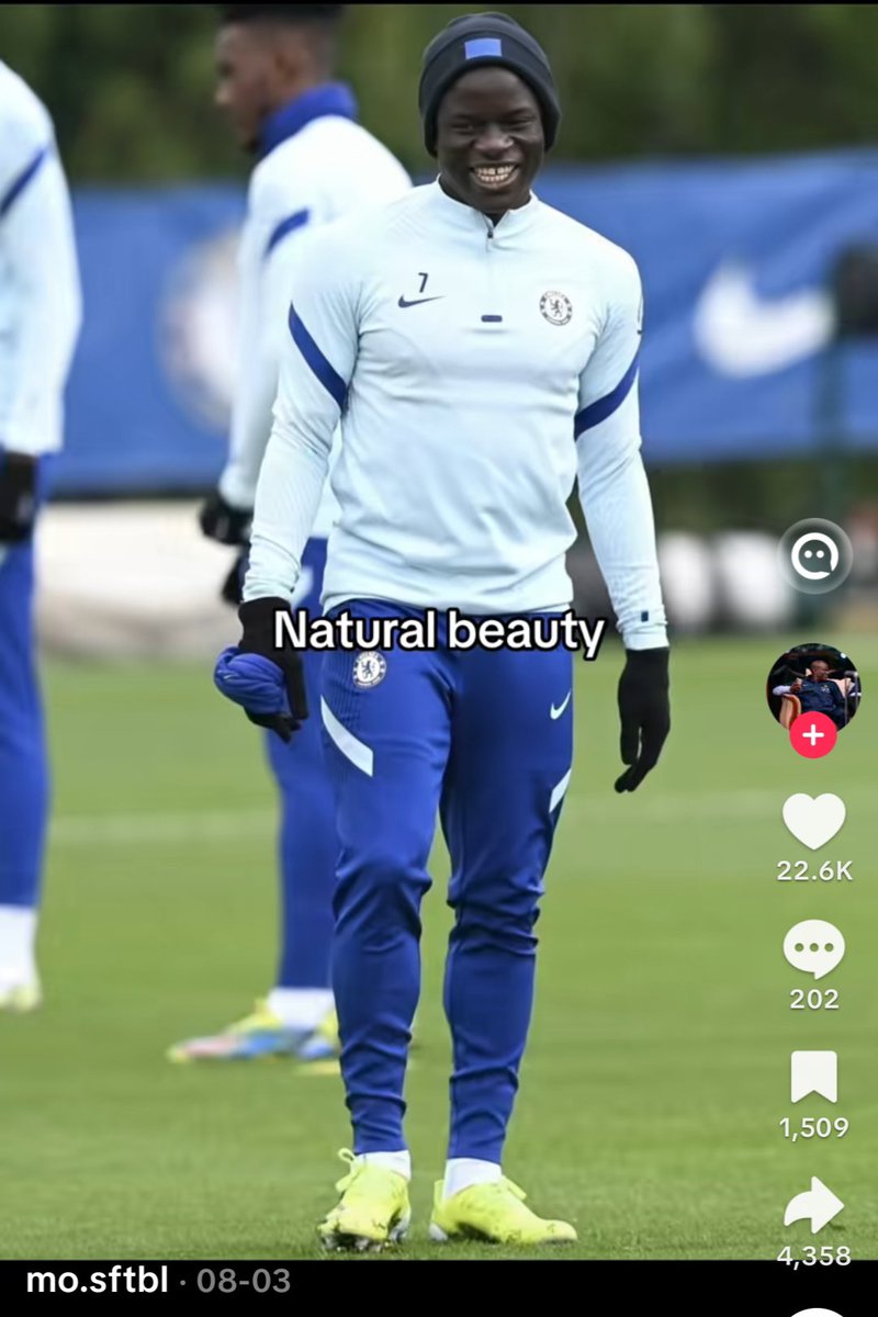 mahrival_vth's tweet photo. @OOCprogresismo2 Not only Korean guy, they even compare Kante with other footballers who have many female fans, and say Kante more handsome, but when they are watching porn, they will avoid the video with black female 🤣🤣🤣 https://t.co/IjbM4rS1wo