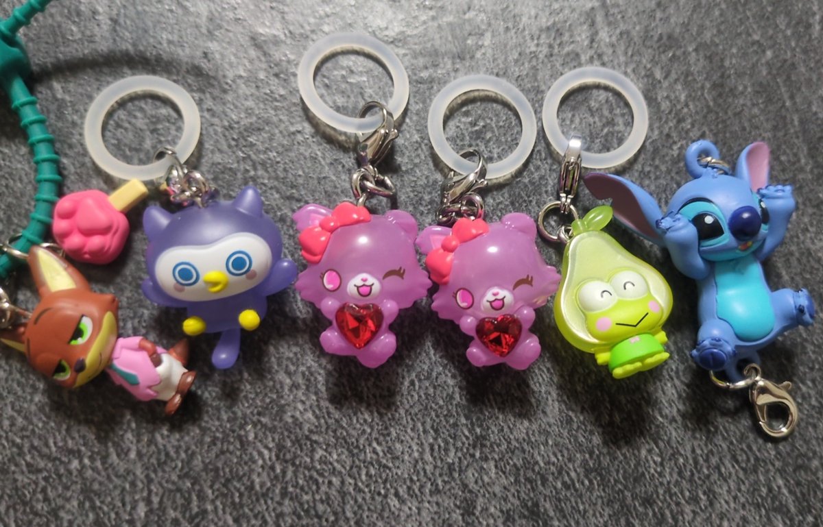 g84lpg's tweet photo. ほんとに金欠のくせに
おやにねだってやらせてくれた
こんなん、やってないで、とっとと、ヘッドホン買わないと、パニックで〇ヌ https://t.co/BkhtqNWimm