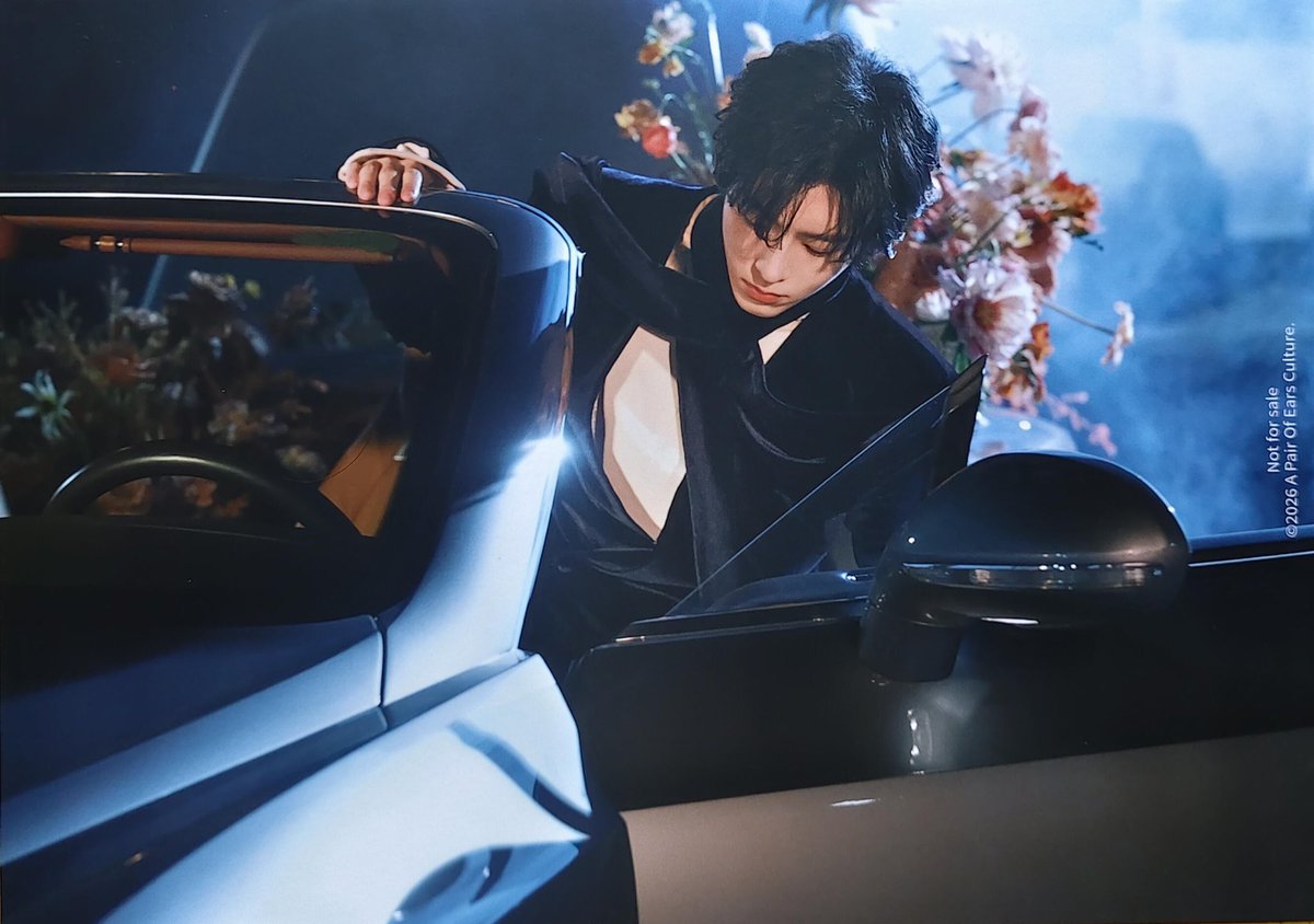 xqshides's tweet photo. มันเจิดจ้าซะเหลือเกิน ไม่น่าถึงต้องมีคนมาเฝ้า 😭 https://t.co/SXMTb0oYkB