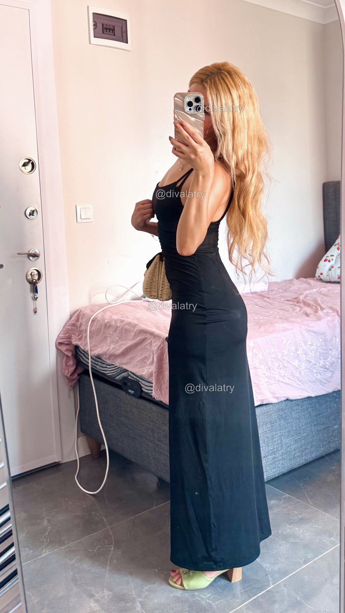 divalatry's tweet photo. ايامي 🏃🏼‍♀️🎀🖤🥘

Having a great life and being endlessly spoiled and superior 🩷🎀 https://t.co/vTuba3lBDX