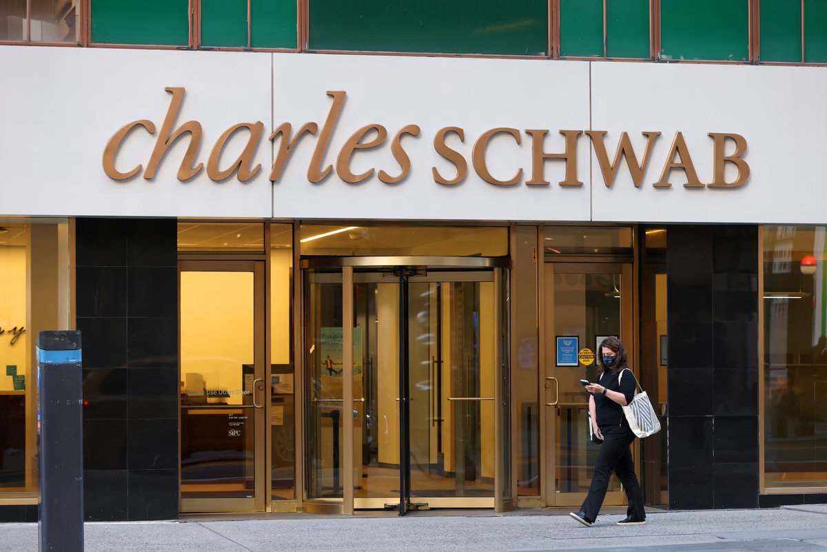 BitcoinMnemo's tweet photo. MASSIVE: 🇺🇸 $10,000,000,000,000+ CHARLES SCHWAB JUST LAUNCHED DIRECT BITCOIN AND ETHEREUM TRADING FOR RETAIL BROKERAGE CLIENTS.

ONE OF AMERICA'S BIGGEST BROKERAGES IS NOW PUTTING BTC AND ETH DIRECTLY IN FRONT OF MILLIONS OF INVESTORS.

WALL STREET ISN'T JUST WATCHING CRYPTO ANYMORE...

THEY'RE BRINGING IT TO THE MASSES. 🚀₿