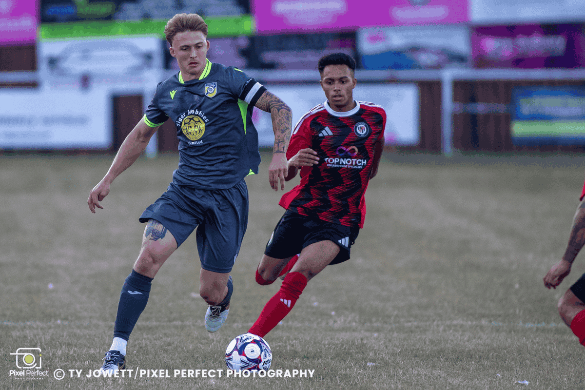 frickleyathfc's tweet photo. 𝐌𝐀𝐓𝐂𝐇 𝐏𝐇𝐎𝐓𝐎𝐒 📸

A big thank you to Pixel Perfect Photography for covering our FA Cup match against Campion AFC.

Their support is greatly appreciated.

The full set of photos can be found on the link below 👇

https://t.co/VfI7qUKYVC 

#ForzaFrickley #BackTheBlues https://t.co/vozshgZgUN