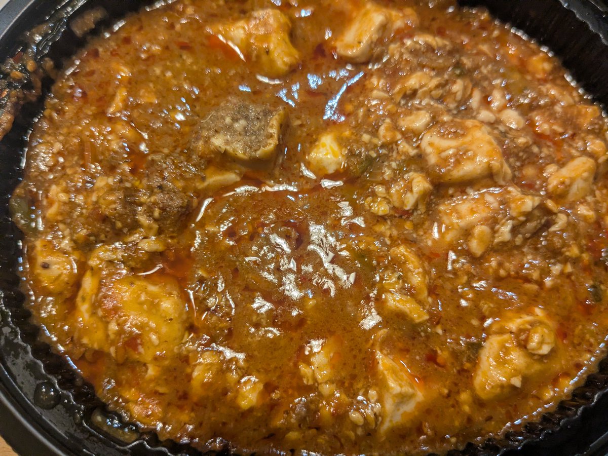 ia04306's tweet photo. セブンイレブンの麻婆豆腐美味すぎでした https://t.co/b3pViKw8lL