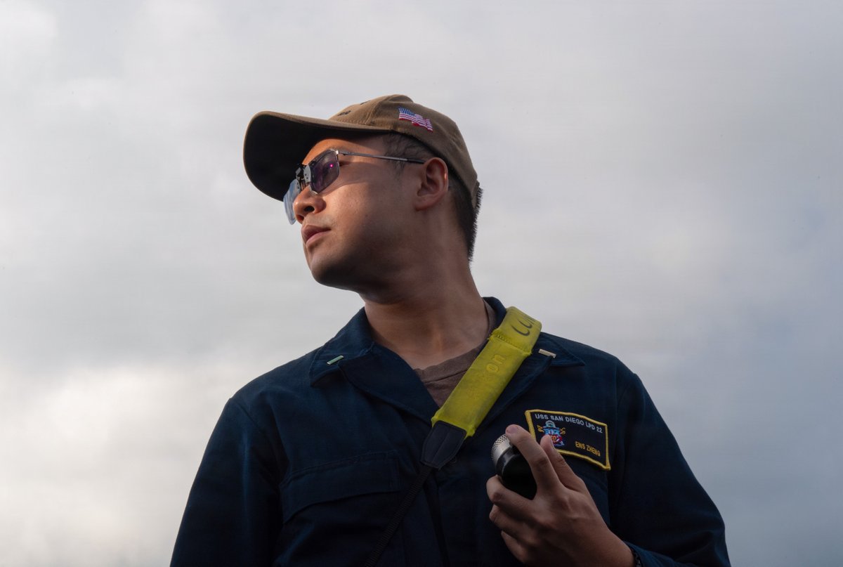 US7thFleet's tweet photo. Focused, ready, and forward. 🦅

@SDLPD22 transits off the coast of Sasebo, Japan. Vigilant watch-standing and a skilled, ready crew are vital to safely navigating into port.

#ForgedByTheSea | #US7thFleet
@USPacificFleet https://t.co/VJGiBTD6bi