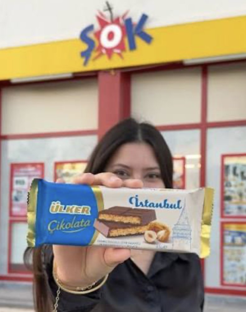 Musaozsoy's tweet photo. Influencerlara çuvalla para döküp, samimiyetsiz reklamlarla yaptıkları ürün ellerinde patladı.
Geldikleri nokta ibretlik.
Tabii ki ibret almak isteyenler için... https://t.co/8O2XHUUQw6