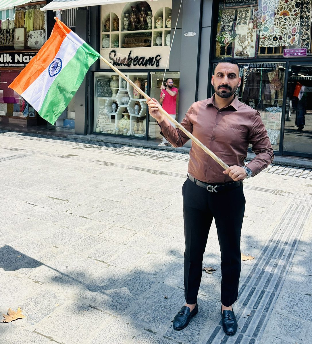 KhanHumayunali's tweet photo. Once dominated by pakistan flags &amp; separatist symbols, Jammu &amp; Kashmir today reflects a different spirit the Tricolour flying high with pride and participation.

This is the Naya Jammu &amp; Kashmir 🇮🇳 https://t.co/wRwv40klnS