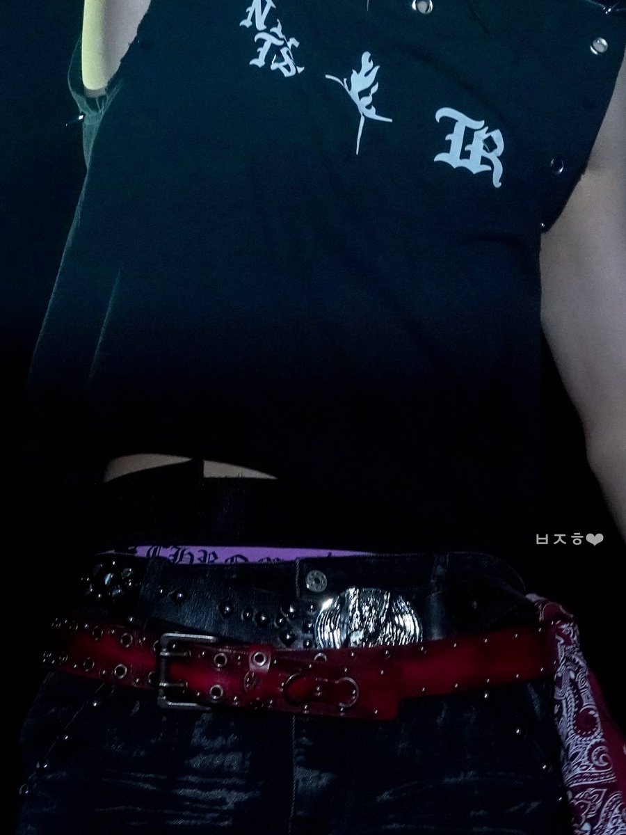 parkjihooni314's tweet photo. 260808 후쿠이 福井
˶ᵒ ᜊ ˂˶ ♥︎︎ᯐ ⛻̴⃠ܸ︣⸝⸝̼⸝֪⛻̴⃠ܸ︣ ♡‧₊˚*⌯>ᜊo⌯ ᨳ͛⁠☆ഒ
#트레저 #treasure #JIHOON #박지훈 
#지훈 #ジフン https://t.co/jQwHdbIcoj