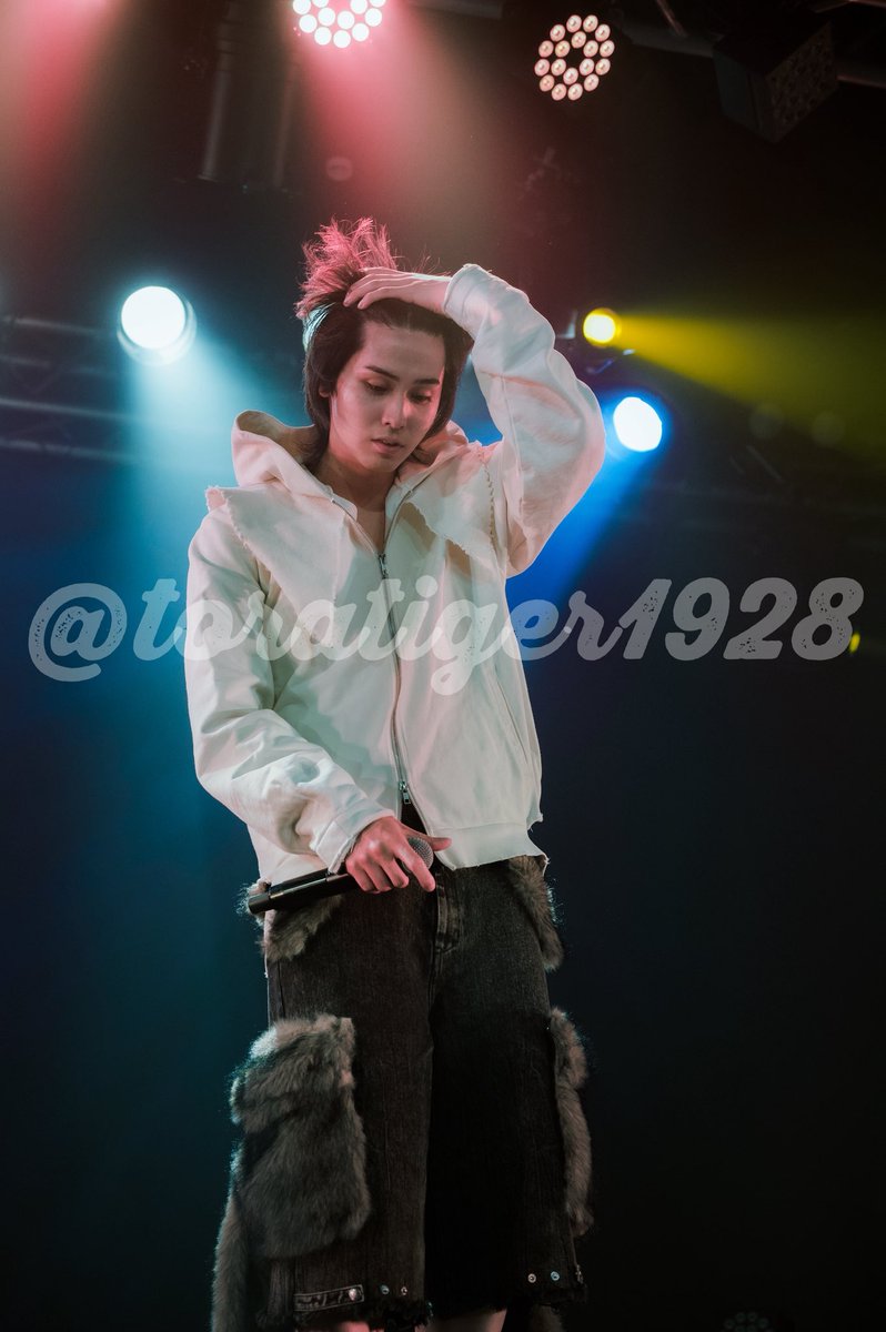 toratiger1928's tweet photo. 理丘くんの髪の毛かきあげてる瞬間なんて
全人類好きでしょ😍⁇
ちなみに私は大興奮してた✨ https://t.co/MfP4lQCXEK
