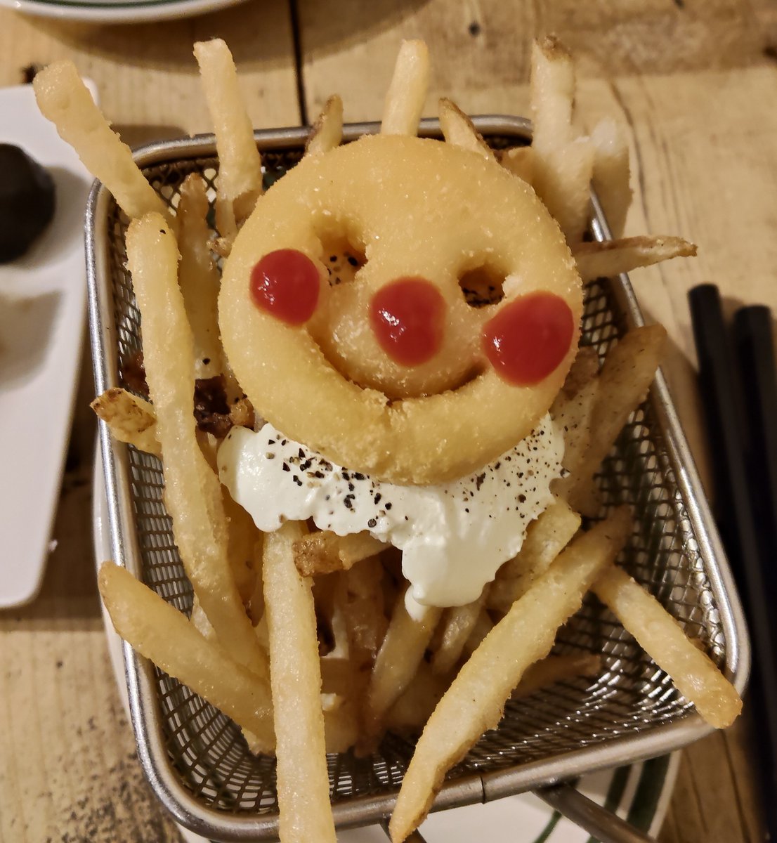 poko2master's tweet photo. 今日は久々に野毛を散歩しました🍻 https://t.co/GjWBVxwkea