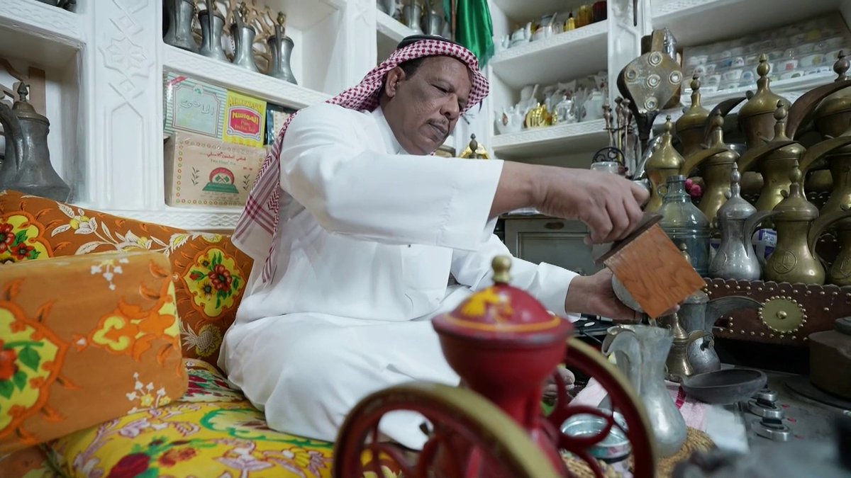 صندوق الاستثمارات العامة السعودي يعتمد استراتيجية 2026-2030 التي تركز على تحقيق وتعظيم العوائد المالية _Business 