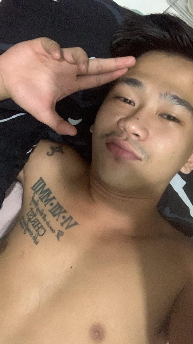 levilicious12's tweet photo. DM ANYONE HEHE

GOODEVE🥶😘 https://t.co/8R5h0UwCSg