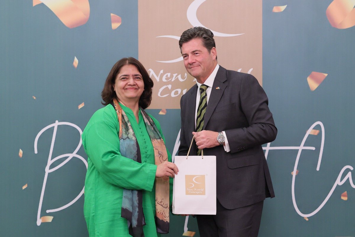 GermanyinKHI's tweet photo. Consul General Thomas Schultze addressed the 10th New World Concepts Breakfast Café, highlighting the importance of cross-cultural engagement, women’s leadership and stronger professional networks. 🇩🇪🤝🇵🇰

#WomenInLeadership #WomenInBusiness https://t.co/qyxtyDazHK