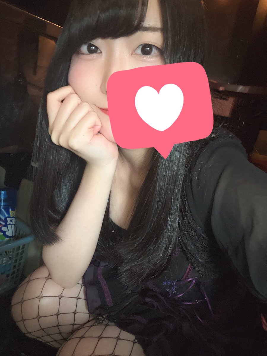 Alice94m's tweet photo. 🍥雨ですね🍥

最近ね、中華街にいきました🍥
おすすめのグルメ教えてあげられるよ♫
みんなもおいでませ、よこはま

#ガールズバー #新宿ガールズバー
#新宿三丁目 #新宿東口 https://t.co/27D6je76Xt