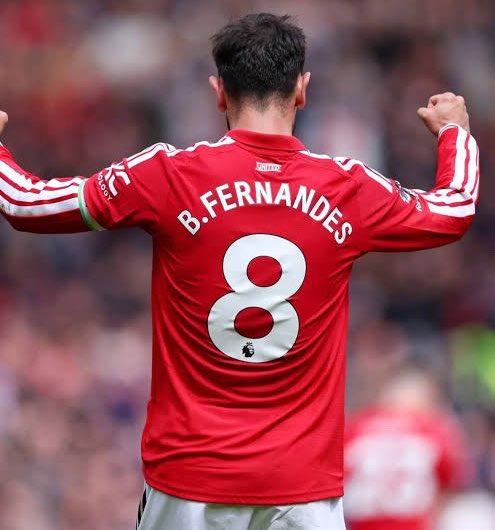 UTDShem's tweet photo. 8 days until we march into Hull City’s backyard and tear them apart. ⚔️👹

Bring it on. 🔴 #MUFC https://t.co/jsG5I6TnMX