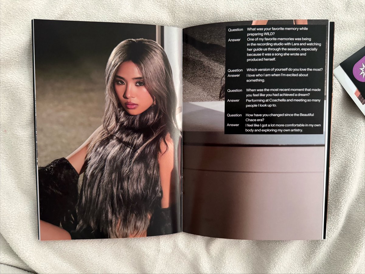 meedfield's tweet photo. My copy of Katseye wild arrived early😭 sophia’s version🫶🫶#katseye #katseyewild https://t.co/oLUNdethZY
