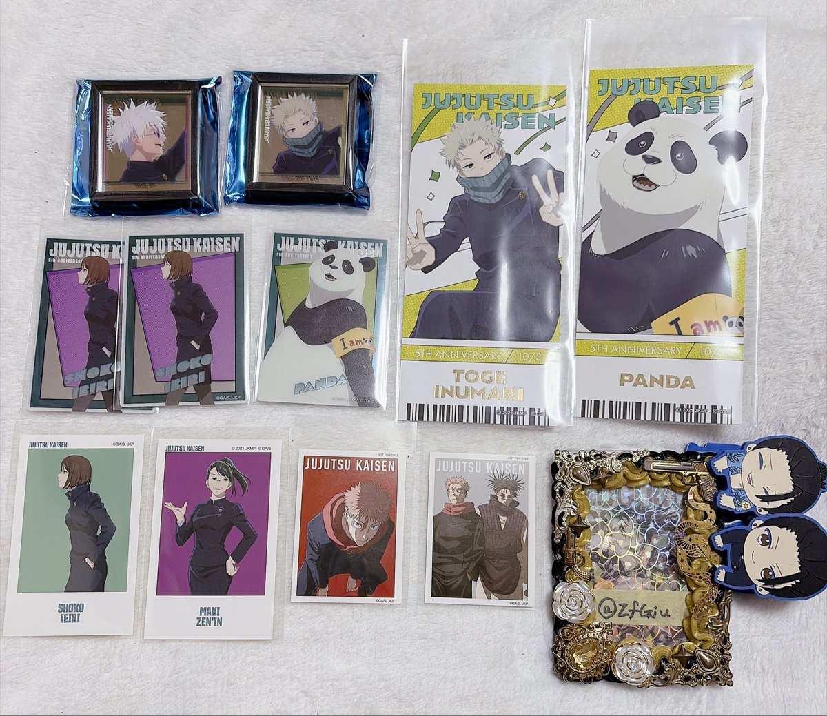 ZfGju's tweet photo. 【交換】呪術廻戦 ベースヤード 雑誌版権 特典 ミニアートステッカー マグネットミラー メタルカード アートステッカー

【譲】画像1

【求】同異種夏油
→特典は画像2枚目との交換
マグネット五条は同種優先
その他比率違い可能です⚪︎

検索からもお気軽にお声がけください🌸 https://t.co/DMy6EPzpMV