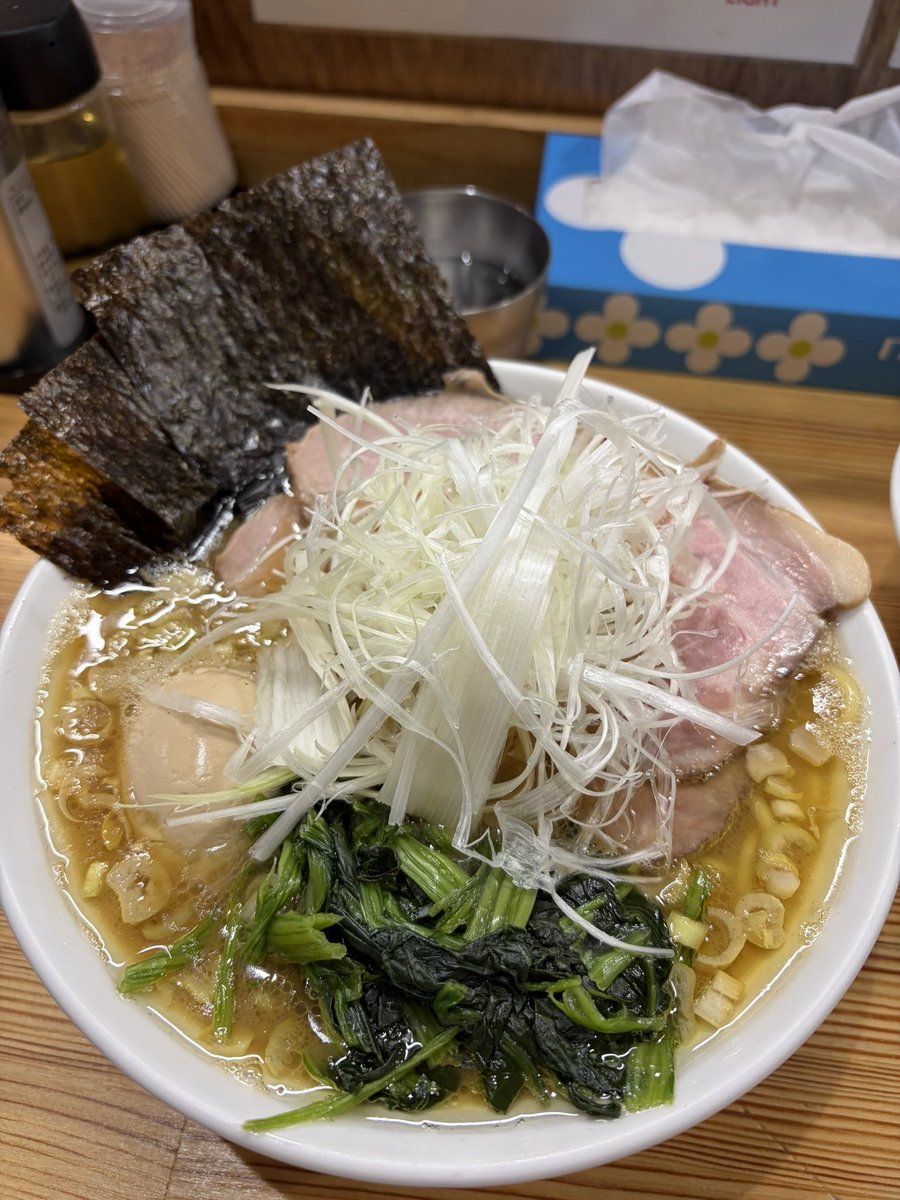 11zekt's tweet photo. 仕事終わりにこのラーメンは体に染みた😭😭😭 https://t.co/CVmJNAxu3a