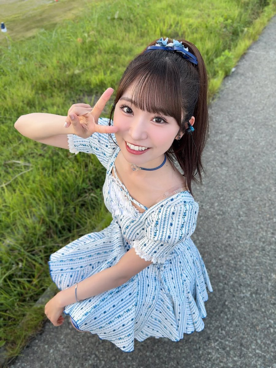 makoteam8akita's tweet photo. 2026.6.13
#山内瑞葵 Instagram

【GarinPeiro FES「THE ROOTS 2026」】

自然豊かな場所でのフェス❤️‍🔥
とってもレア感があ��て楽しかったな✨

秋田がとっても好きになりました！
また秋田に来られますように🌾
.
#AKBが好きish
（青い空に飛行機雲みつけたよ✈）

https://t.co/49GctJ4Dqp https://t.co/eC8HICPzf3