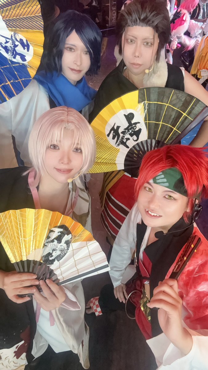 nightmoon2o's tweet photo. 天天集合も〜🪭🌸
 #世界をハグchu併せ_0809 https://t.co/0mdL1V4M8o