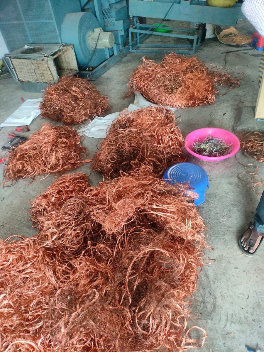 singraju4's tweet photo. Copper Available every 3rd day 5mt +91 8143447361. https://t.co/7z1irMSDQ7