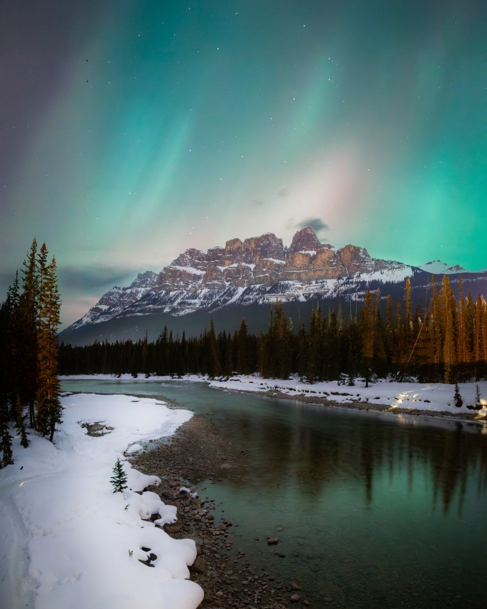 IssacLebaryf's tweet photo. mont-bellのリュック届いたぁぁーー！！
とにかく軽すぎてびっくりしてる🫢
しかも荷物これだけ入れて… https://t.co/pn09Bei7bA