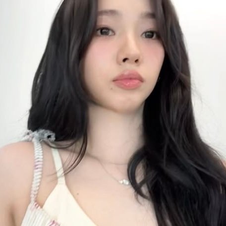 forleaderina's tweet photo. https://t.co/TuWi35h4HT