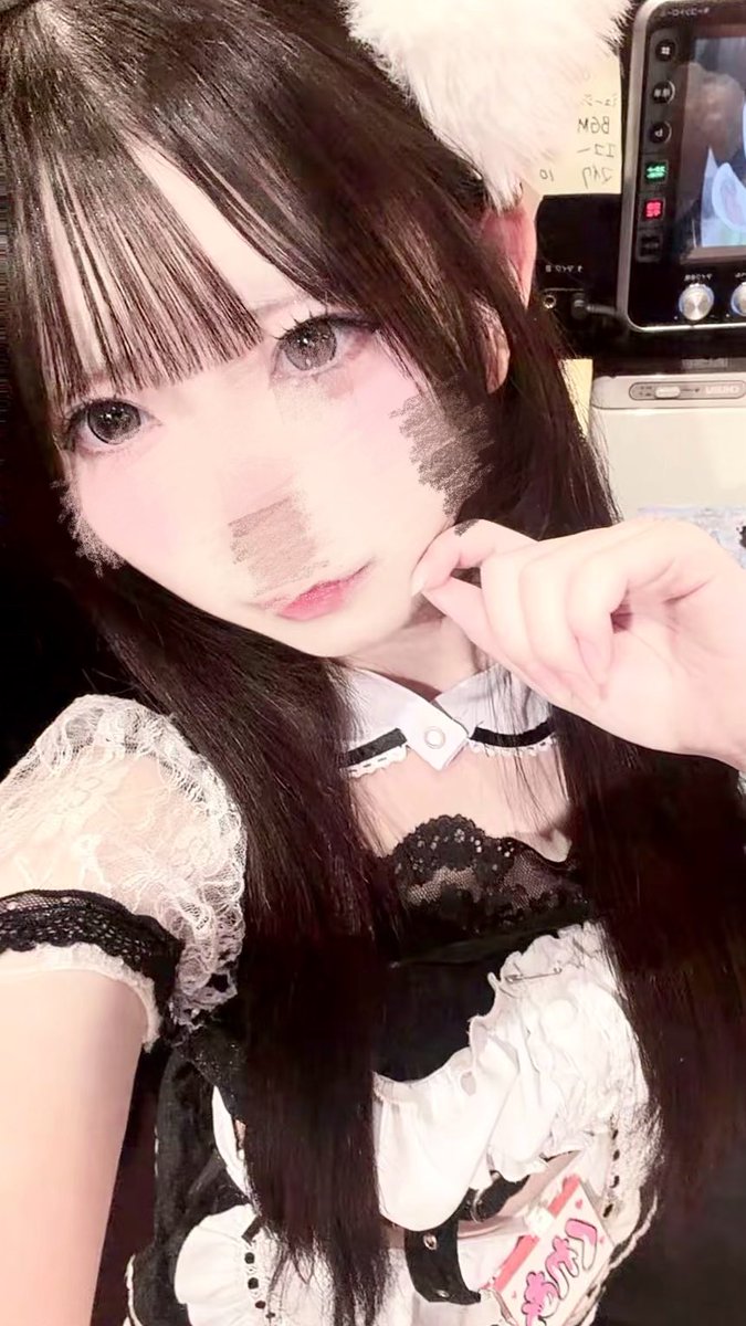 Kurea_C4's tweet photo. 🎀
#コンカフェ #コンカフェ嬢と繋がりたい #自撮り界隈 #名古屋 #少しでもいいなと思ったらいいね https://t.co/J5kRadmIiv