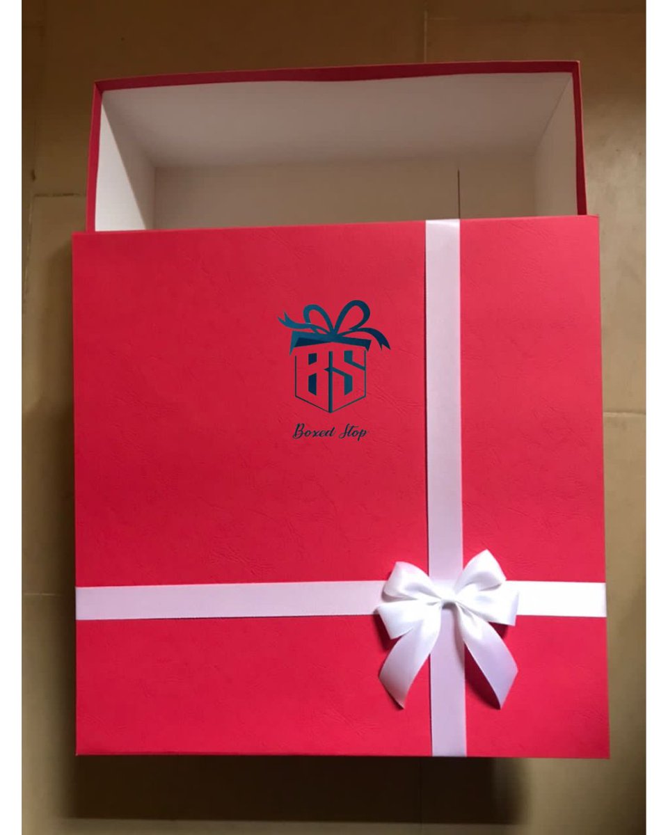 _boxedstop's tweet photo. Sourvenir Box: Gift || Throw Pillow Box
Size: 15/15/7 Inches
Color: Red With White Ribbon ๐ ๐๏ธ
#BoxedStop https://t.co/vfXiGsOPzg