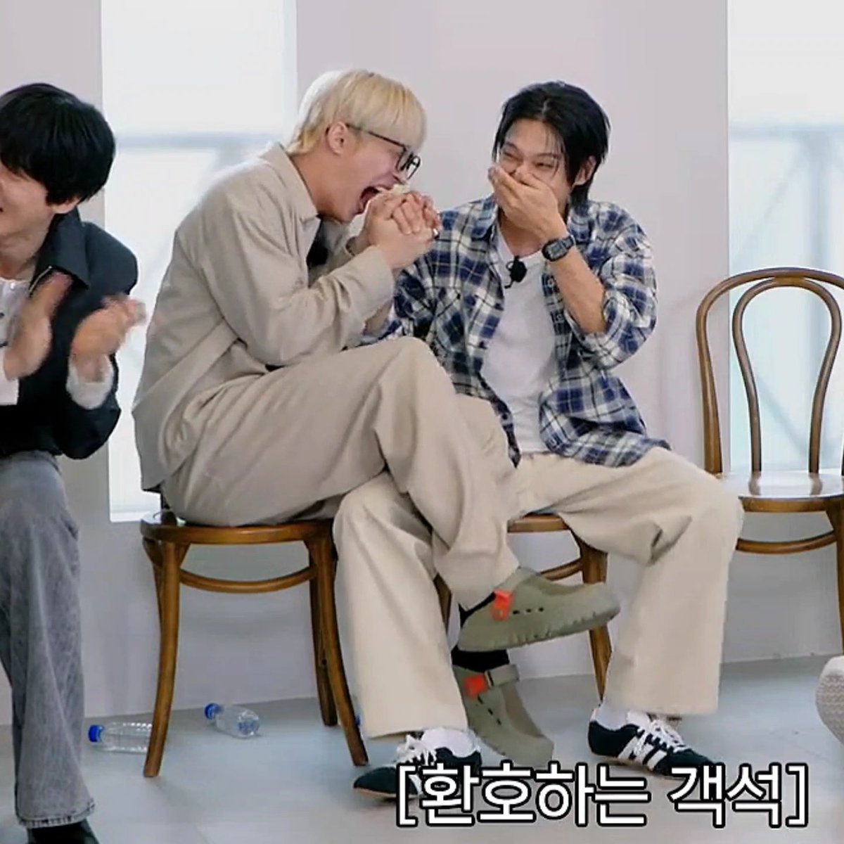 songminginaenwa's tweet photo. 송민기 다리까지올리고ㅋzzzzzㅋㅋㅋㅋㅋㅋㅋㅋㅋㅋㅋㅋㅋ https://t.co/VtvwWz7CUx