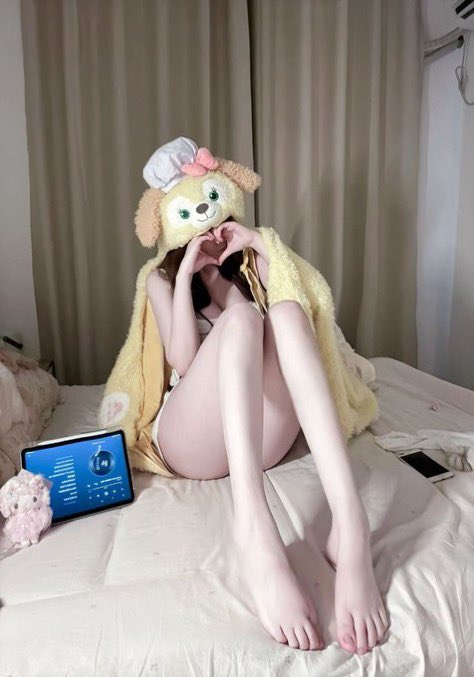 AshleyZepe4536's tweet photo. 开学了谁要锐评我17岁福哦？

要看的来撒~~我直接发啦！！！

看完不许说黑就行！！！ https://t.co/t8GgTLFOhY