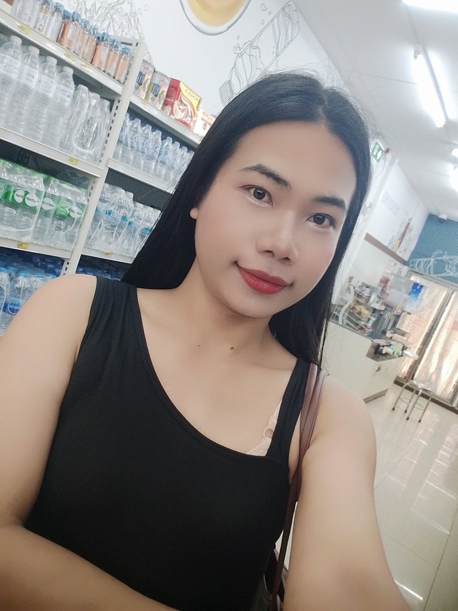 hfir7r's tweet photo. 30ปีแก่ป่ะ https://t.co/GaTqc8HBrf
