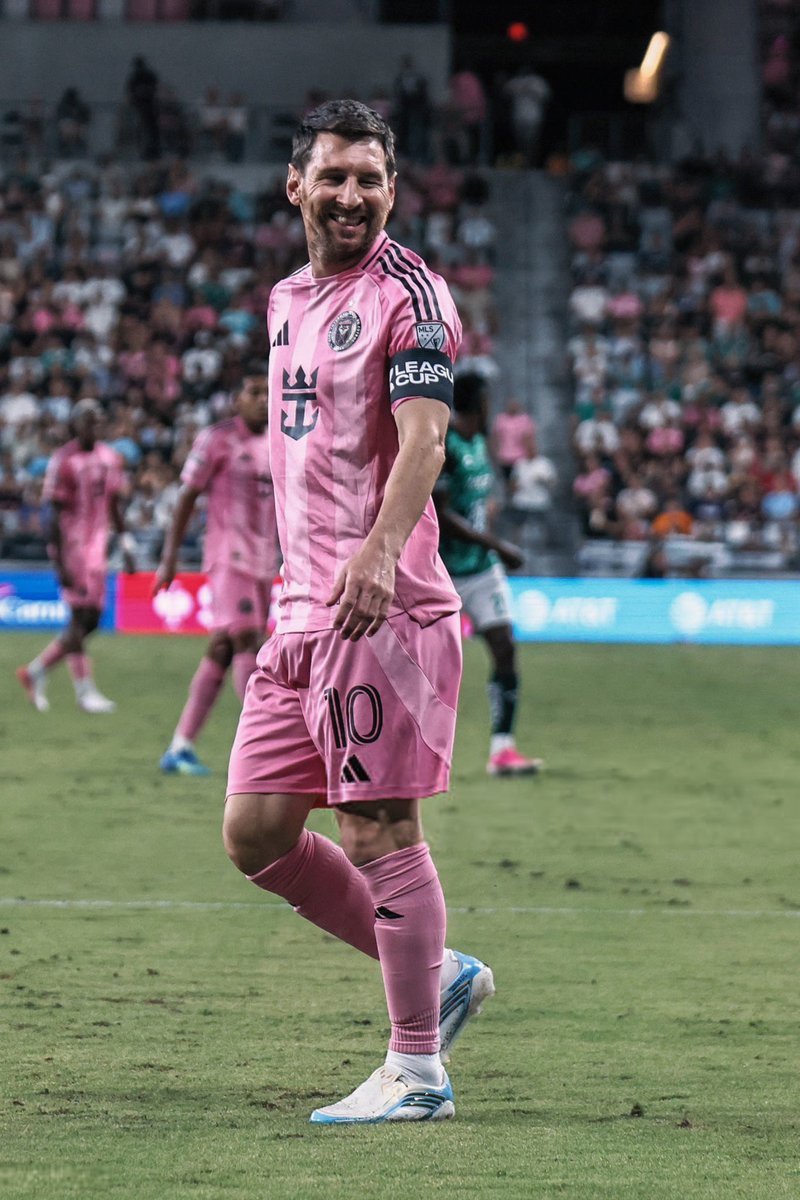 Messias30_'s tweet photo. Que seas siempre feliz. https://t.co/uloAIqT6Yl