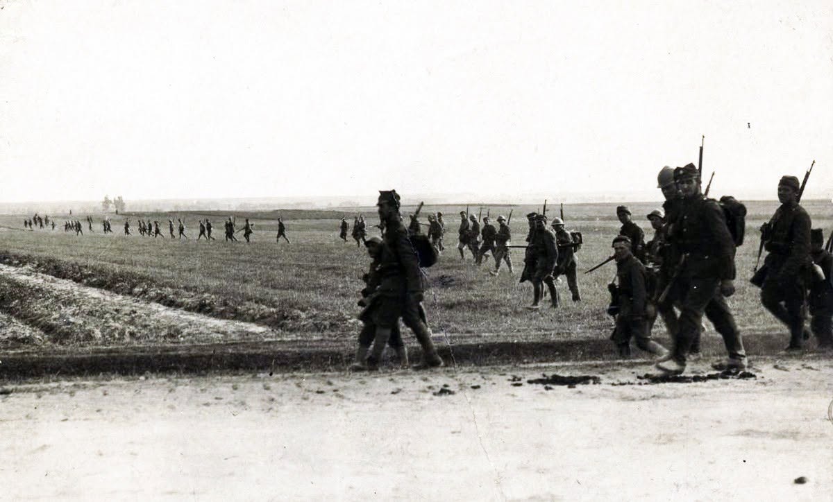 ipngovpl_eng's tweet photo. 🗓Exactly 106 years ago, the Poles achieved one of their greatest military victories ever!

Poles defeated the Bolsheviks in the Battle of Warsaw, considered to be the eighteenth most important battle of all time.

The Polish victory preserved Polish independence and thwarted the Soviet plans to spread communism to Western Europe. The entire Polish society joined the defence, giving an outstanding testimony of solidarity. Thousands of men and women volunteered to join the ranks, donated money to the army or gave their ultimate sacrifice fighting for freedom. People representing all political factions and all walks of life gave outstanding support to the authorities.

The Battle of Warsaw in 1920 was not only a culminating moment of the Polish-Bolshevik war but also one of the decisive events in the history of Europe and the world.

The British diplomat Lord Edgar Vincent D’Abernon, an eyewitness to those events, claimed in his book The Eighteenth Decisive Battle of the World that the Poles had saved Western civilisation from the fanatical tyranny of the Soviets. Unfortunately, the European nations are not aware of this historical fact.