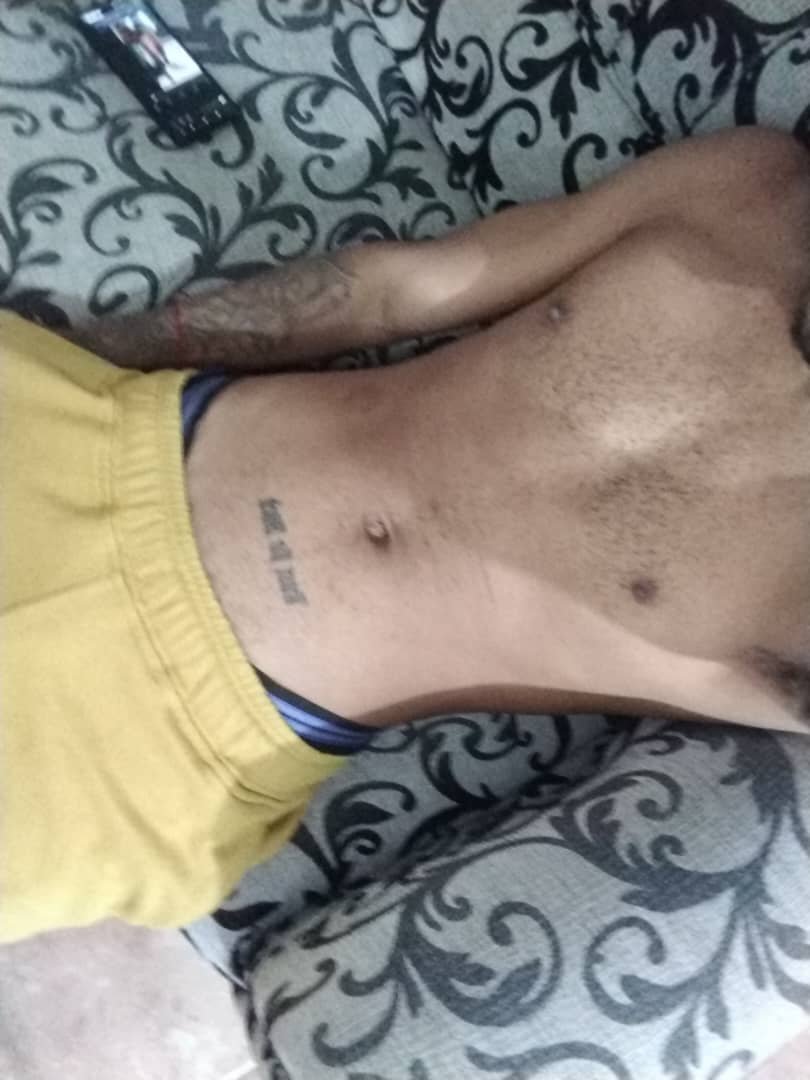 TuSingleTuy22's tweet photo. Tu single de confianza, Buenos Días cuál de las tres fotos te gusto más recuerda unirte a mi grupo de telegram gratis 
https://t.co/WnhBGuOeqt
#CHUDAİ #caracas #vergon #single https://t.co/ZirS2OdpXa