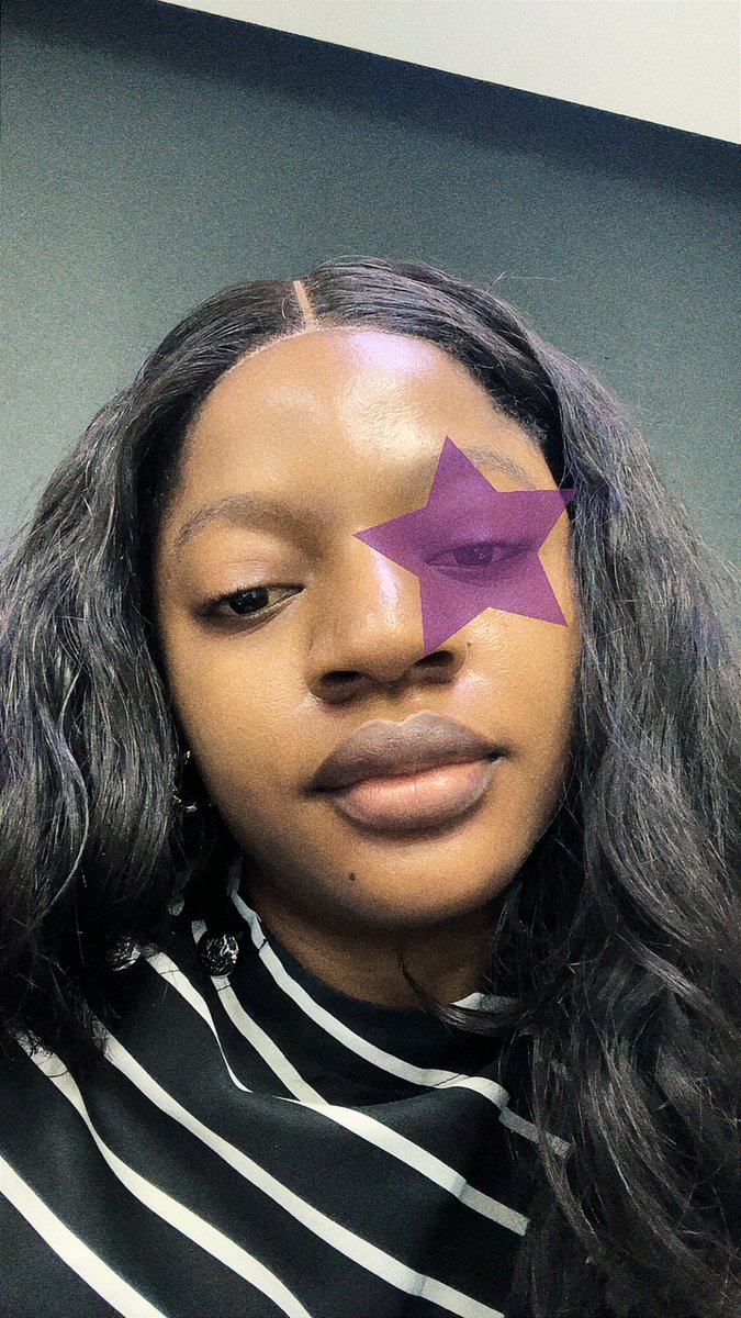 Nekie_neka's tweet photo. Who can help me put purple gele on my head for Starrgirl abeg? https://t.co/VUh4v0sCF5