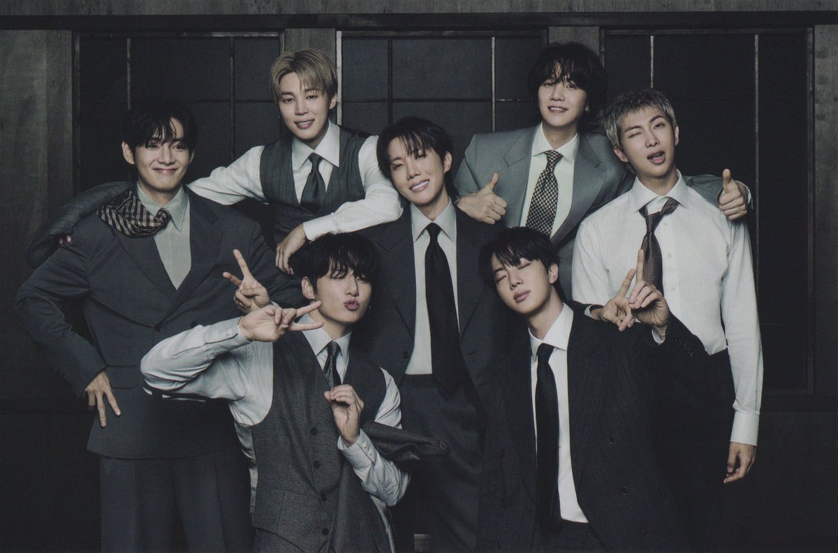 prpldora1's tweet photo. WE LOVE YOU BTS 
WE LOVE YOU KIM NAMJOON 
WE LOVE YOU KIM SEOKJIN 
WE LOVE YOU MIN YOONGI 
WE LOVE YOU JUNG HOSEOK 
WE LOVE YOU PARK JIMIN 
WE LOVE YOU KIM TAEHYUNG 
WE LOVE YOU JEON JUNGKOOK https://t.co/M40rgayML6