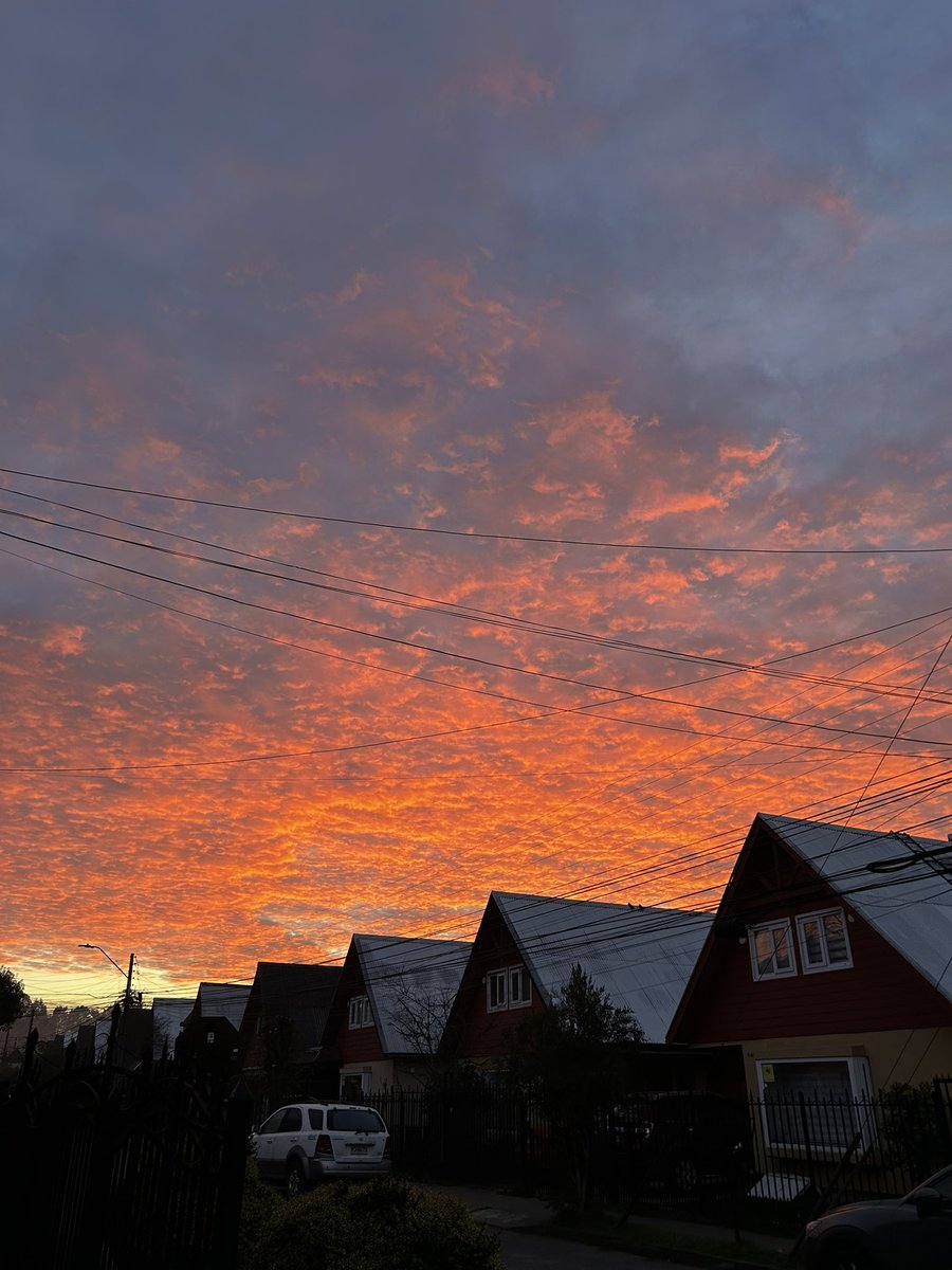thestormcl's tweet photo. Buen día 😃 #Temuco #Chile https://t.co/mteGSSvqcI