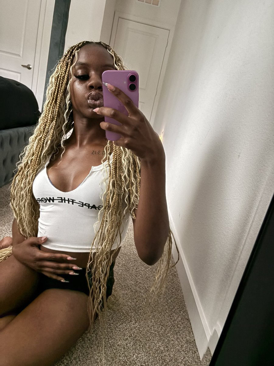 therealsiyahbae's tweet photo. hey X 🫧 #jacksonville #duval #jaxs https://t.co/K0SPkRQsuV