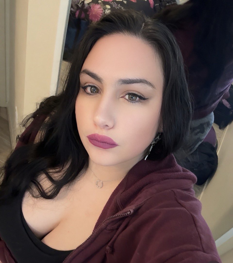 Mariah_stem1's tweet photo. Feeling bored 🥹 i need love 🤭❤️💦 https://t.co/1LGEzdjx8x