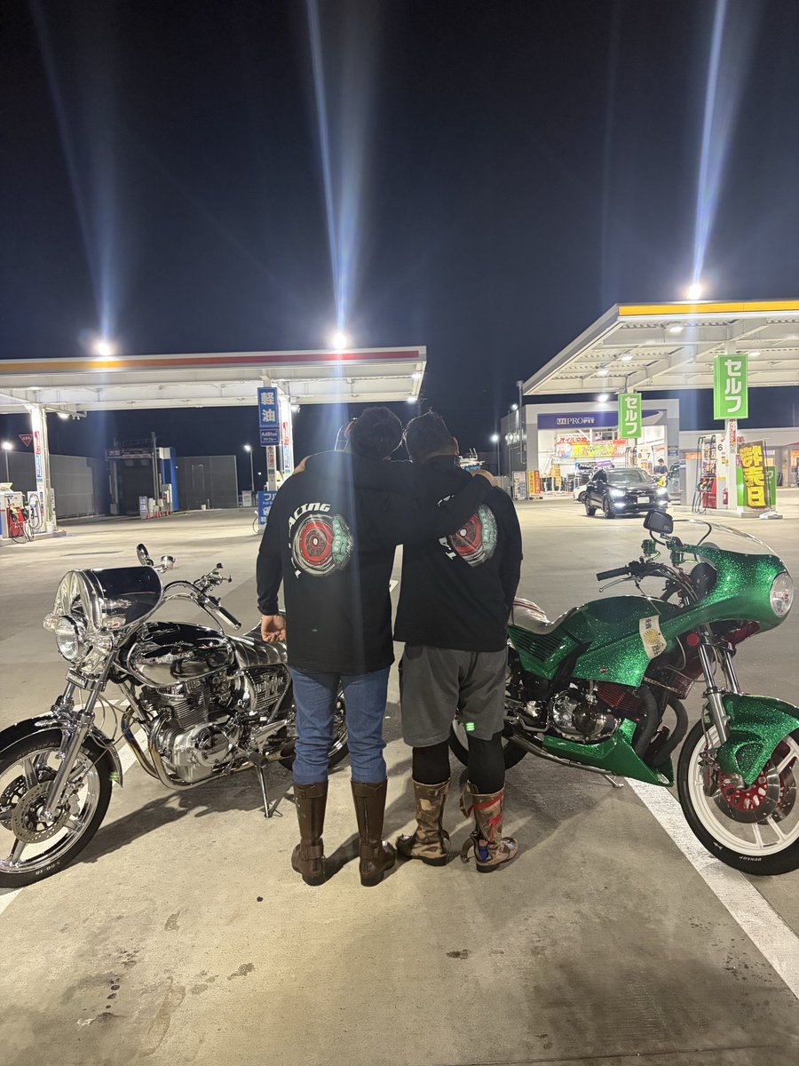 TAJ_RACING's tweet photo. おひさびさ〜なTEAM走り〜🏍️🏍️💕
たのしすぎて最高😆❤️❤️らら

ばぶちゃん、
安定な綺麗すぎ＆たけさんの走り凄かったYO🥰💕だたまるもゴキゲンすぎ🥰���
まじかっこよーとまらん❤️❤️
目標も夢もたくさんすぎて🥰わ
TEAMで今後の色々計画立て中🤭❤️るん

TAJを今後とも〜よろしくおねがいします❤️❤️まる https://t.co/UWXYVnNQzP