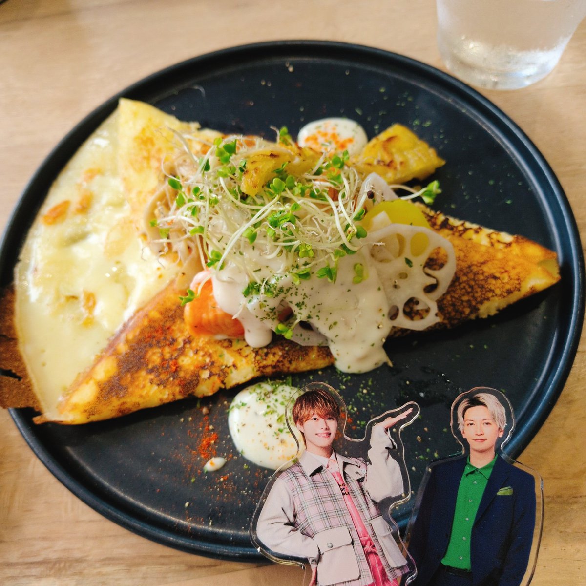 eightonon's tweet photo. 今日は気になる木会でしたー
久しぶりに話して時間足りない😂
楽しかったよー！
車いつもありがとう🙇
お土産もありがとう🙇
また近いうちに会おうね♡
（今日はフリーなので私の推しをとりあえず詰め込みました） https://t.co/HCTl733Avz