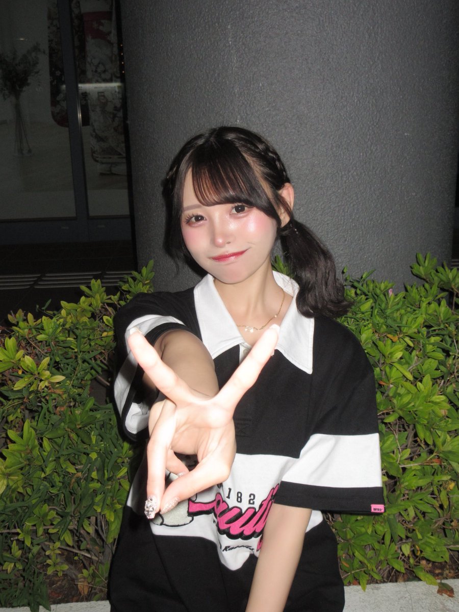 natsu_moe18's tweet photo. 好きな髪型は？ https://t.co/cIz26kBtek