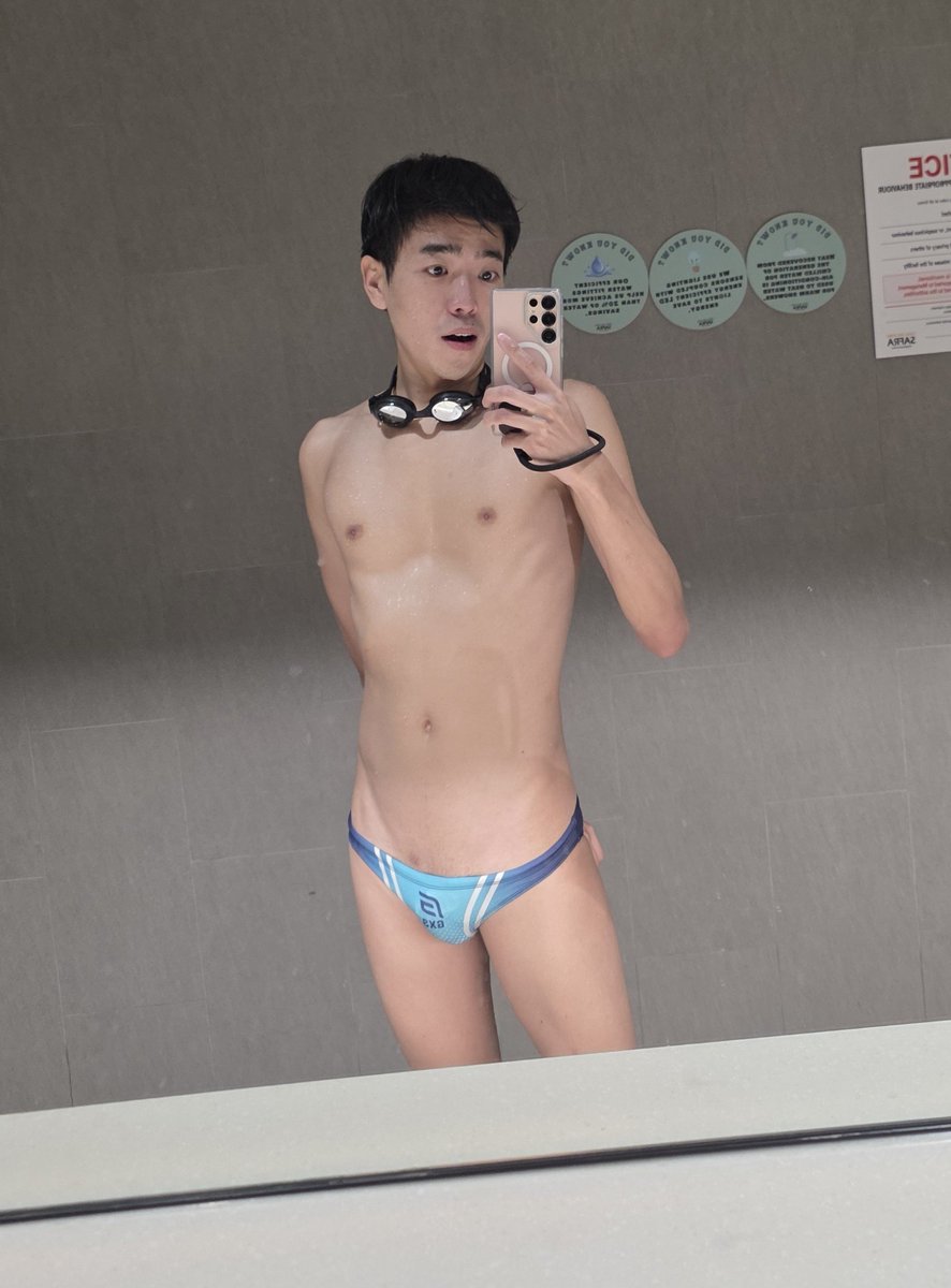 koncavechest's tweet photo. No swimming for a week. https://t.co/lRtGaYsDba