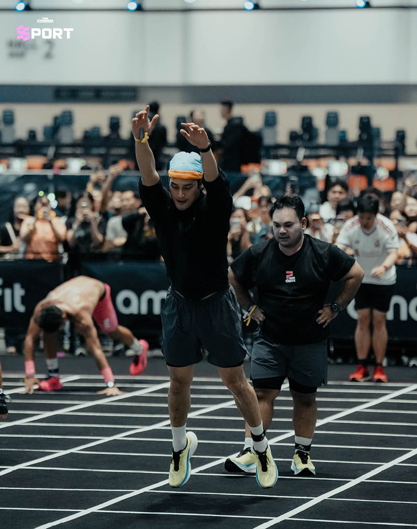 ApoSoQ's tweet photo. 💪 💪

#ApoNattawin 
#HyroxBangkok2026 

Cr. thestandard. co https://t.co/AKENLJLQc5